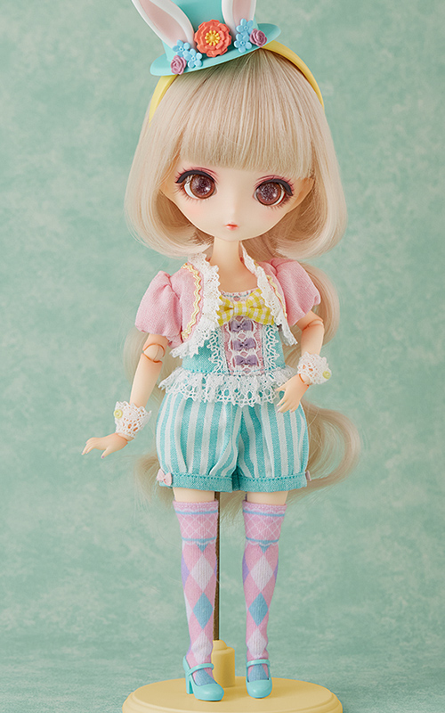 Harmonia bloom Seasonal Doll Charlotte (Melone)