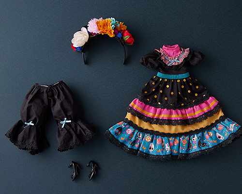 Harmonia bloom Seasonal Outfit set Gabriela (Black)